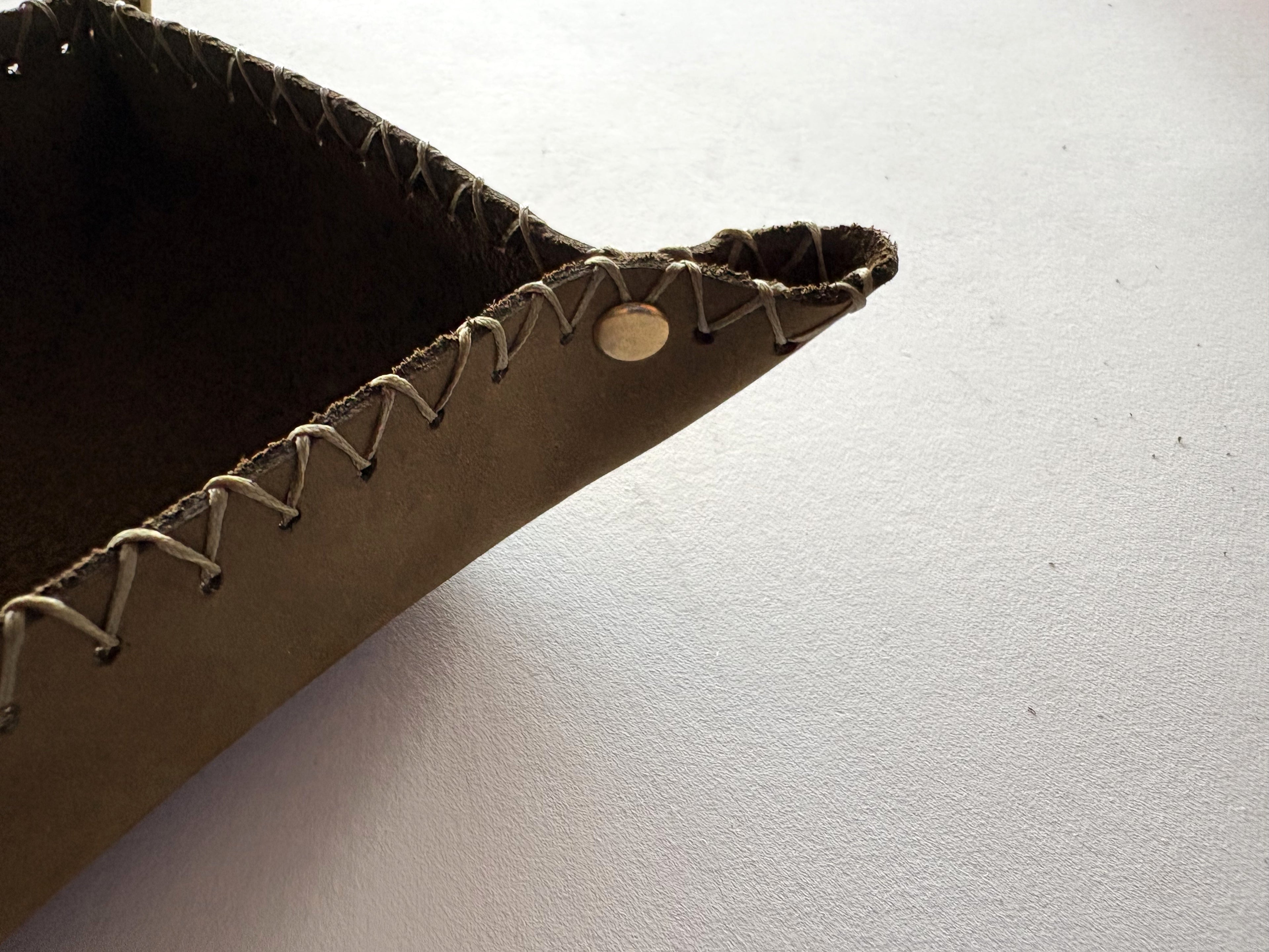 Khaki Nubuck Catchall